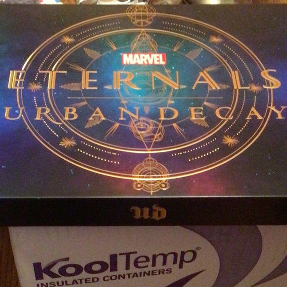 ❤️HOST PICK!❤️Urban Decay Marvel Eternals Vault - Picture 4 of 10